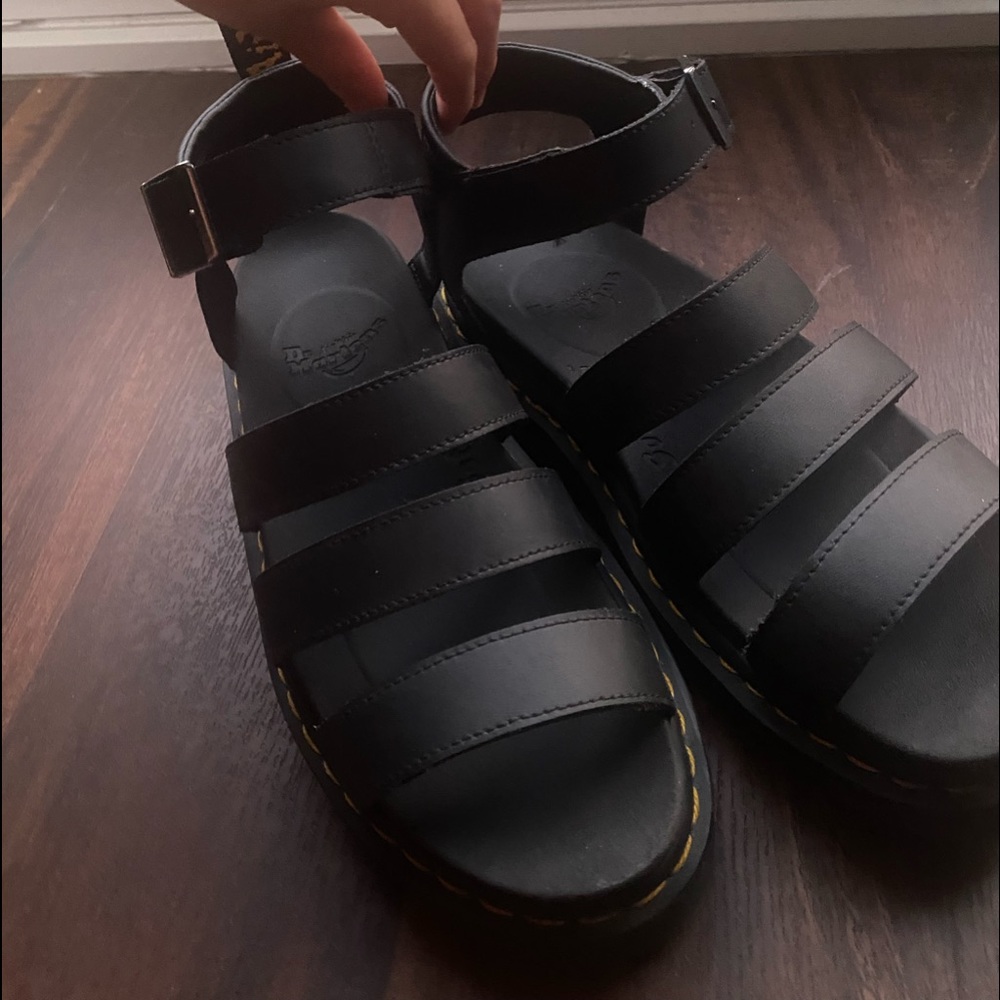 Doc Marten  Blaire Hydro Leather Sandles